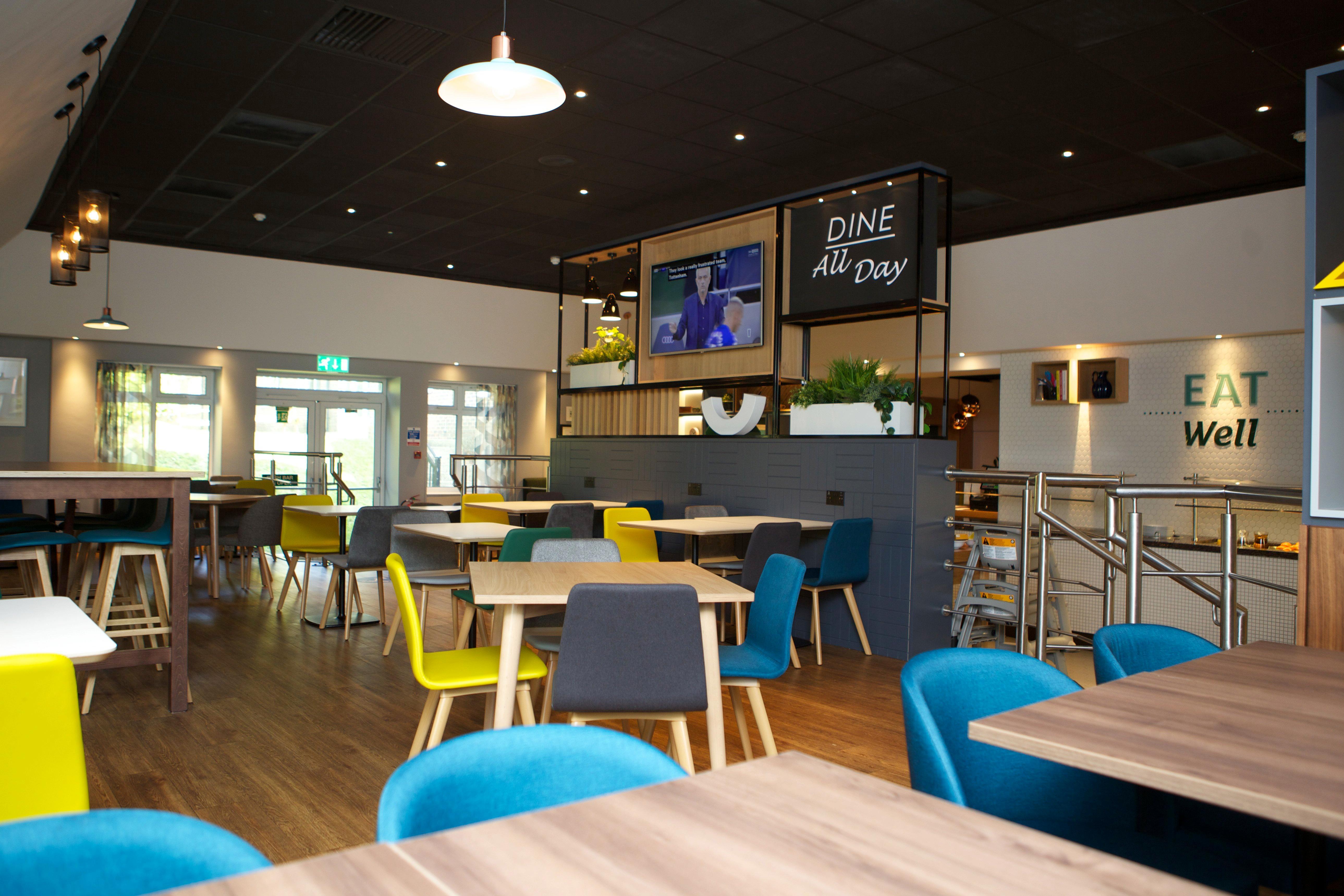 Holiday Inn Ashford - North A20 By Ihg Dış mekan fotoğraf