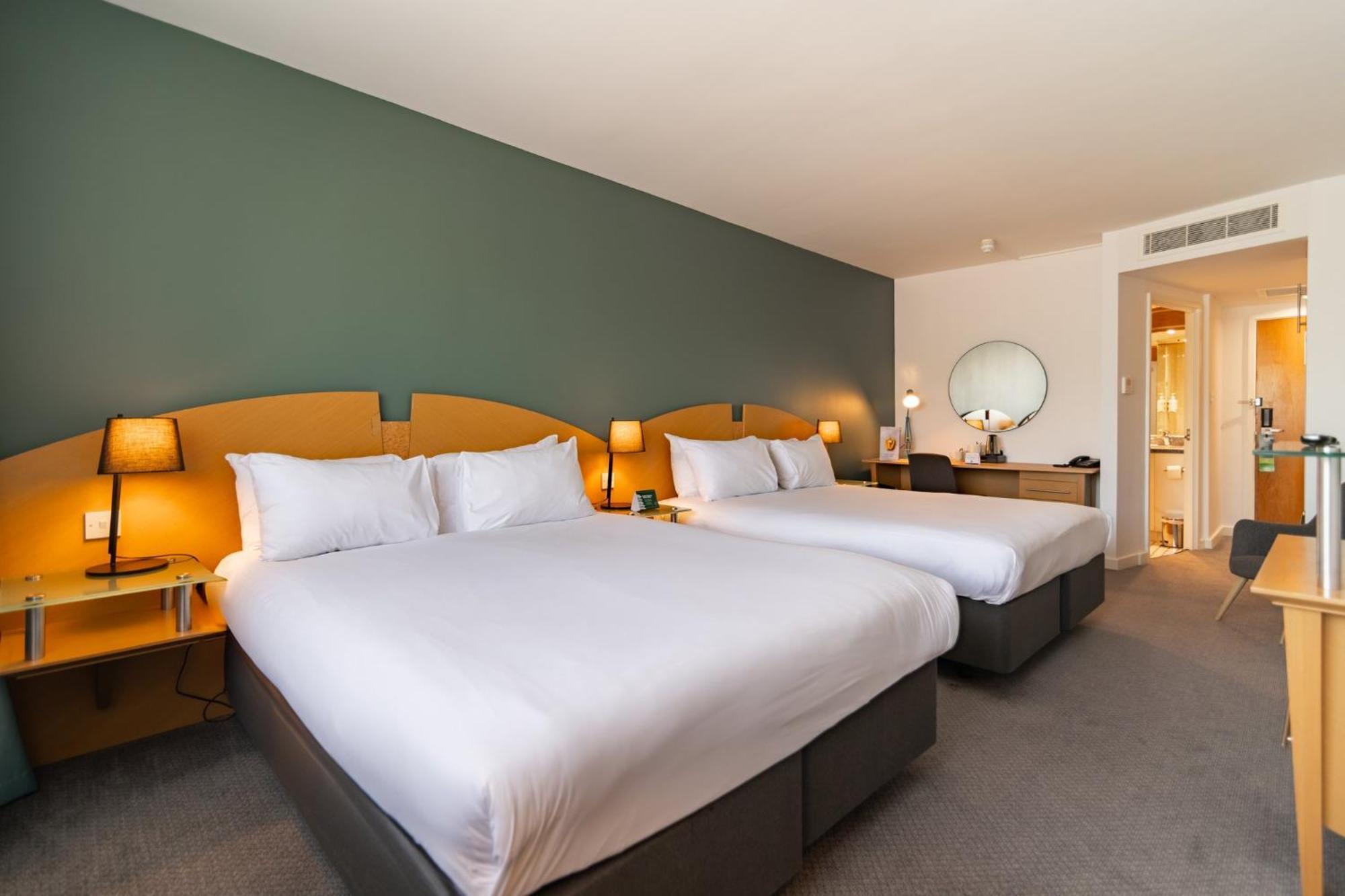 Holiday Inn Ashford - North A20 By Ihg Dış mekan fotoğraf