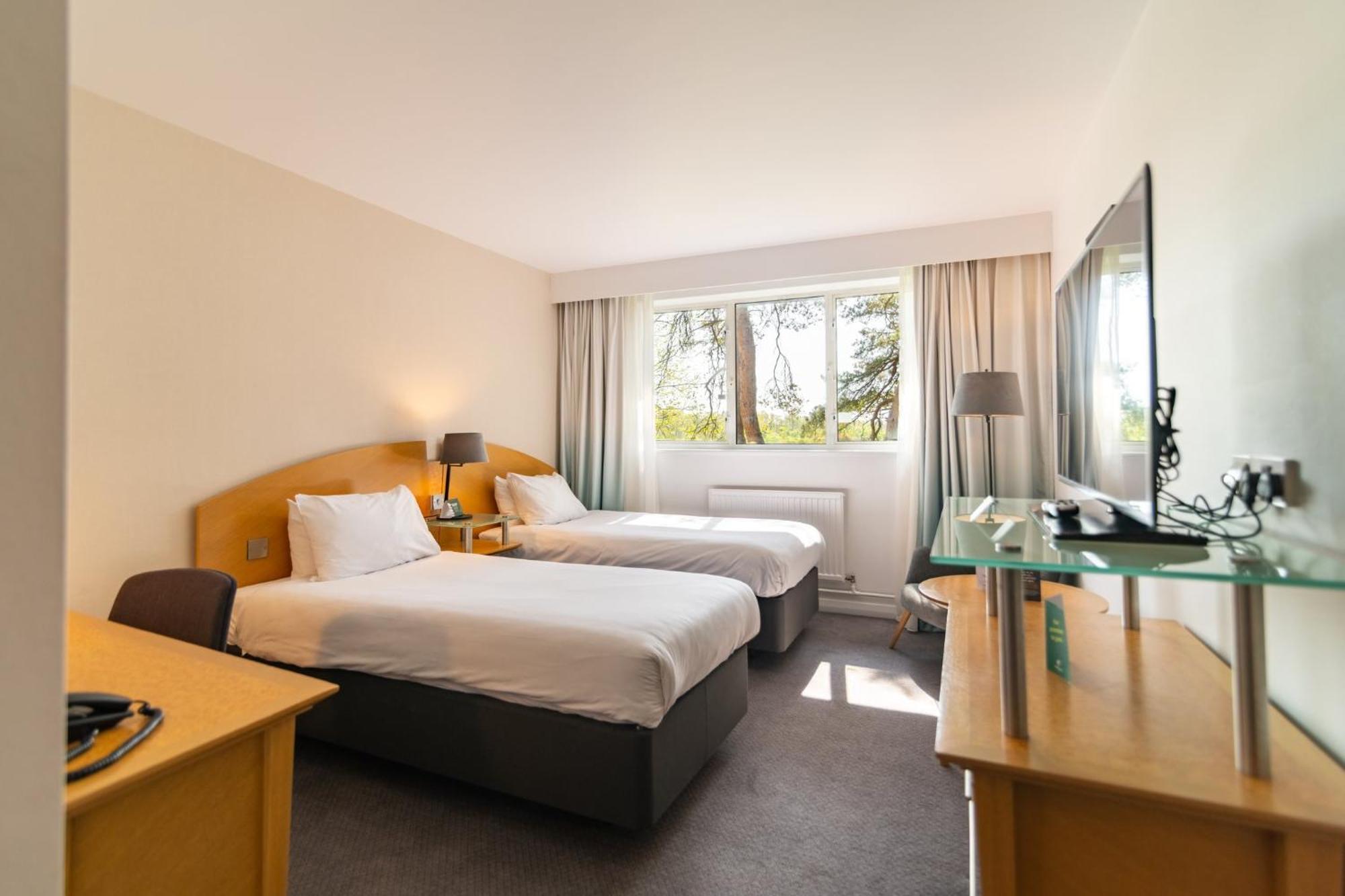 Holiday Inn Ashford - North A20 By Ihg Dış mekan fotoğraf