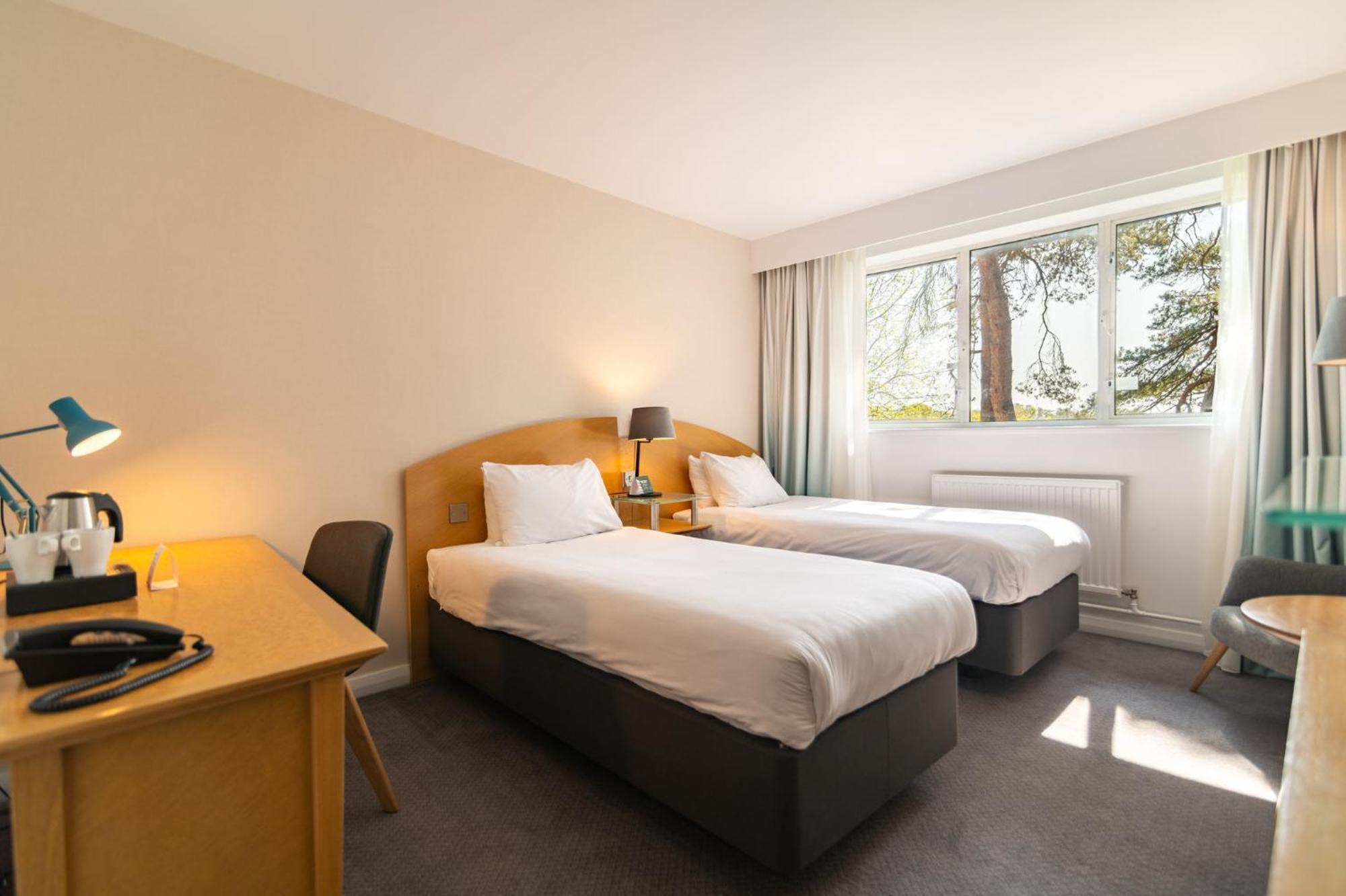 Holiday Inn Ashford - North A20 By Ihg Dış mekan fotoğraf
