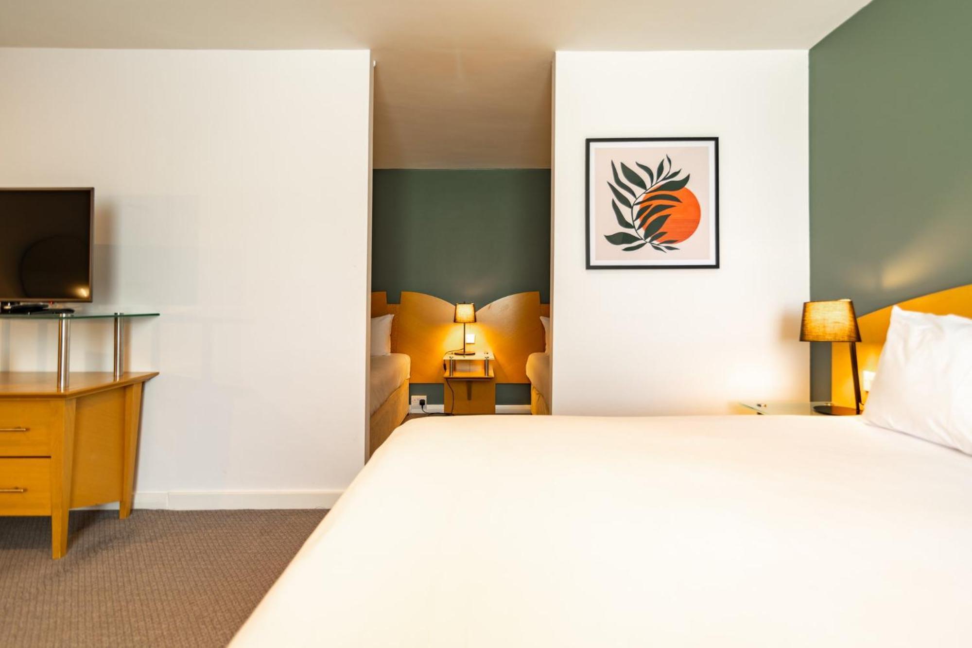 Holiday Inn Ashford - North A20 By Ihg Dış mekan fotoğraf